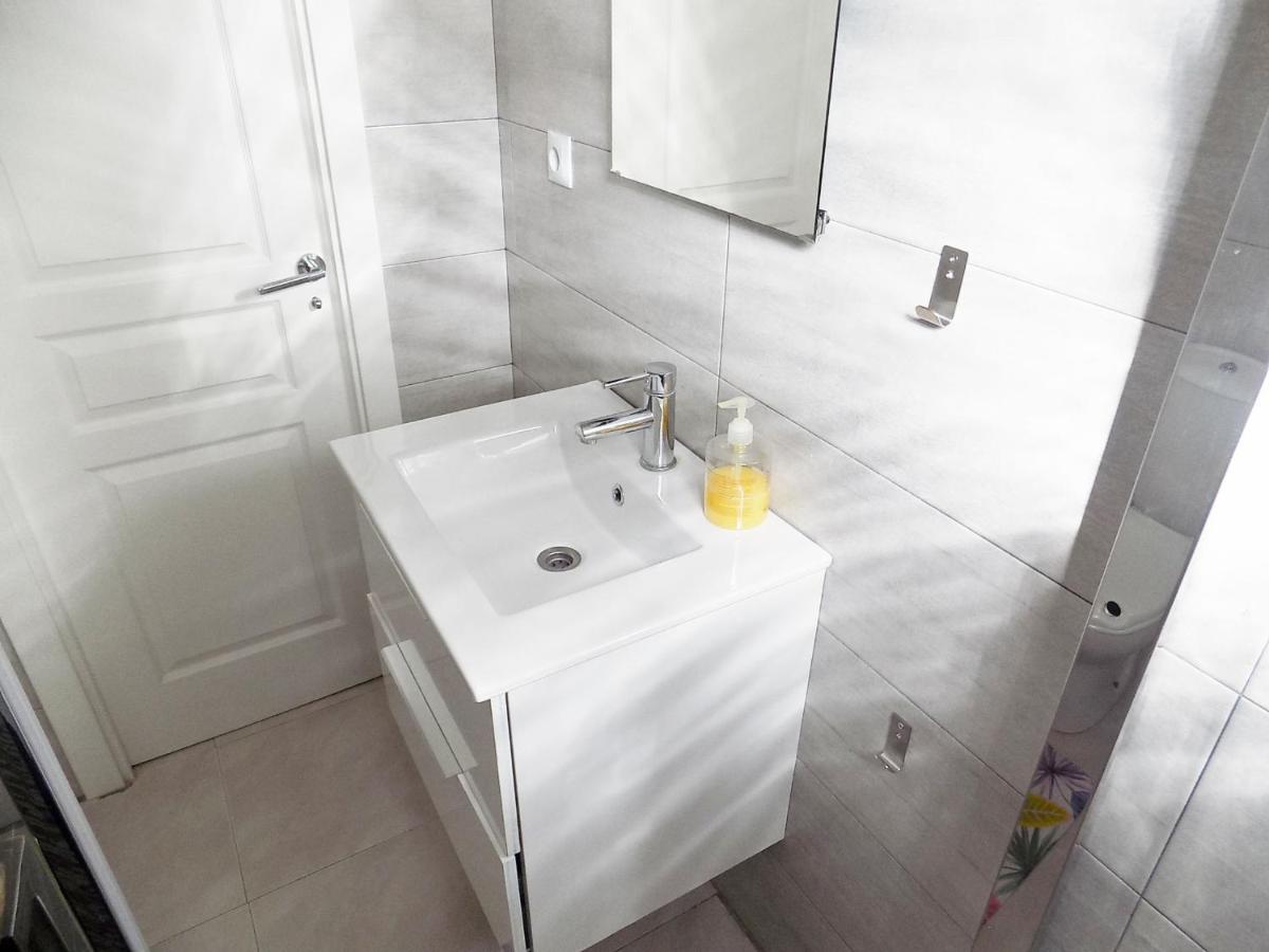 Apartsalou Pepa Apartment ภายนอก รูปภาพ